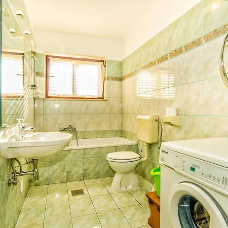 Belusic Apartament *